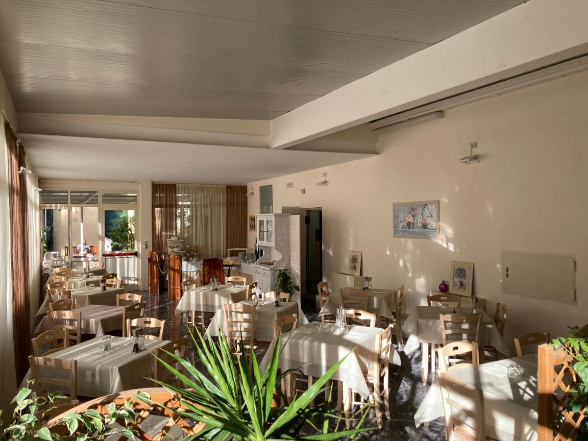 Hotel Verdesolemare 3*