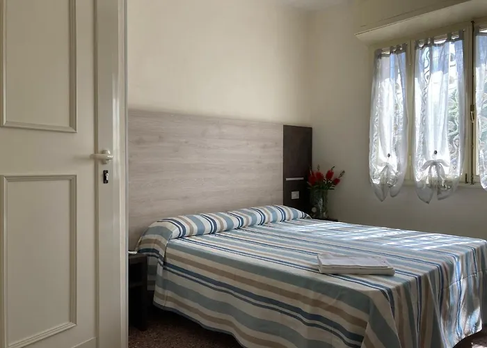 Hotel Verdesolemare