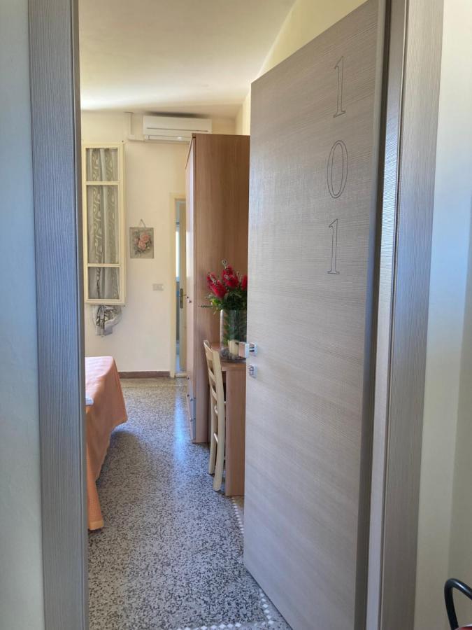 Hotel Verdesolemare 3*