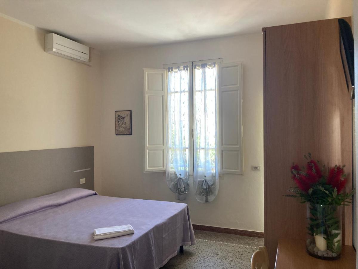 Hotel Verdesolemare 3*