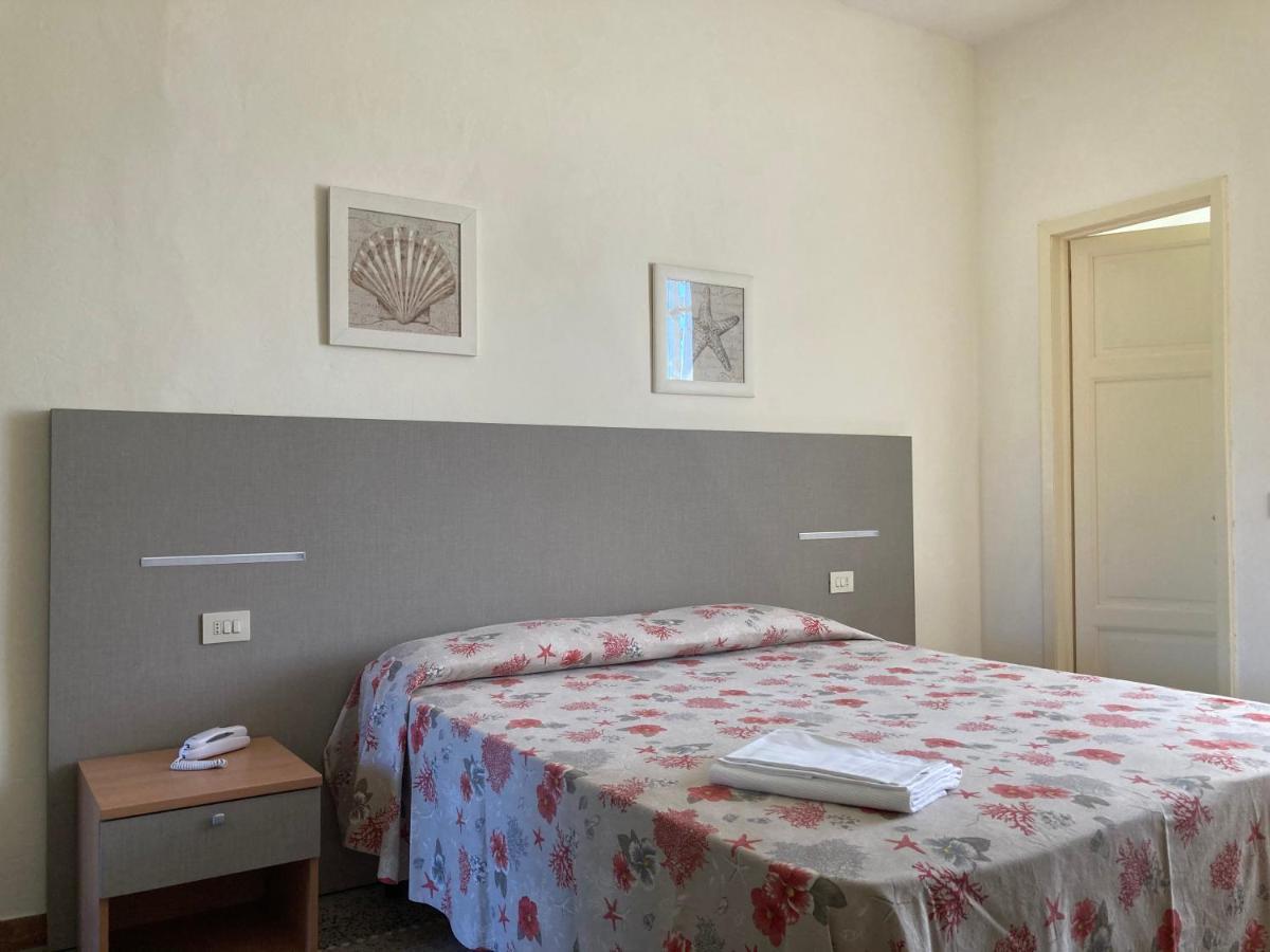 Hotel Verdesolemare