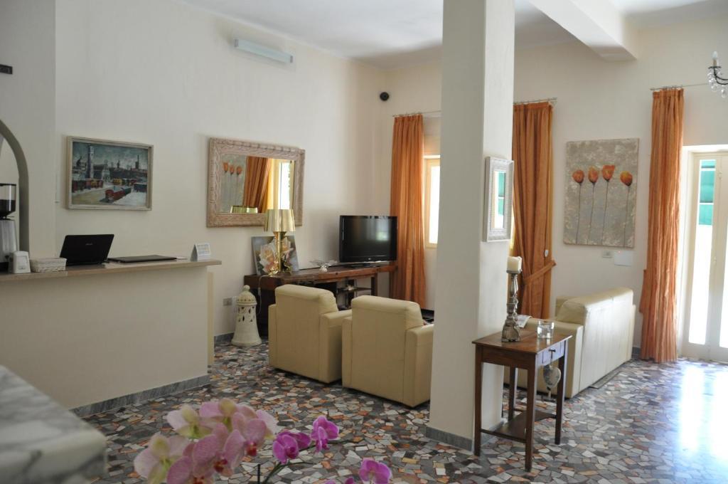 Hotel Verdesolemare 3*